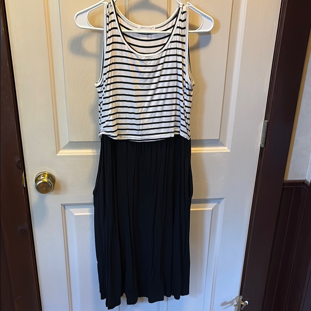 Striped Black and White Sleeveless Dress